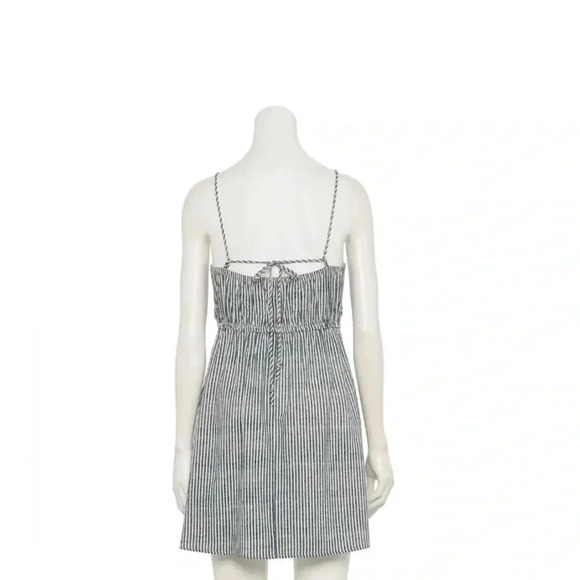 NWT SPEECHLESS Stripe Waist Dress / Size Medium / - Picture 2 of 7